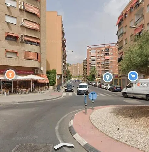 Cama Grande Doble Con Smarttv * Alicante